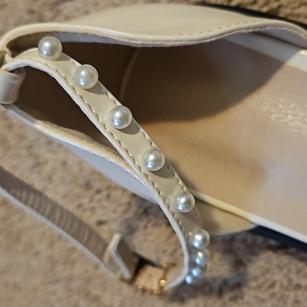 Black & Cream Block Heel Faux Pearl Ankle Strap Pumps Size 9 - Picture 8 of 11